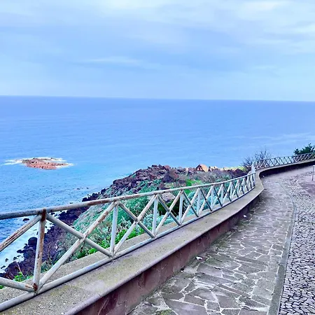 Cozy By The Sea *